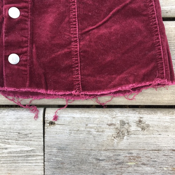 Button-up Distressed Hem Mini Skirt - Picture 2 of 5